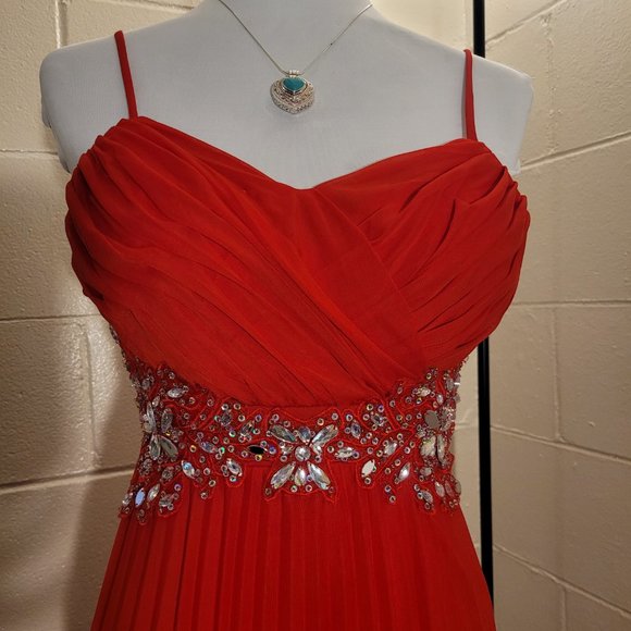 Beautiful Red Jeweled/Beaded Prom Dress - Picture 3 of 10
